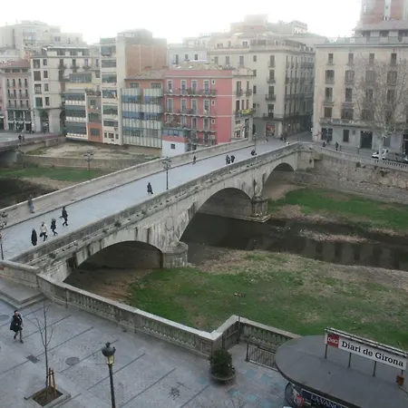 Rambla-pont De Pedra Panorama *